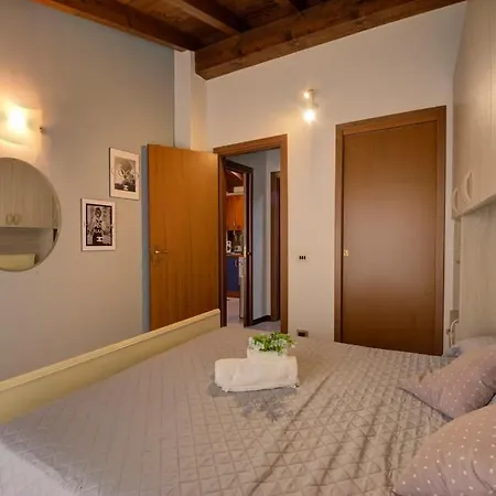 Lejlighed Casa Vacanza Angolo Della Corte
